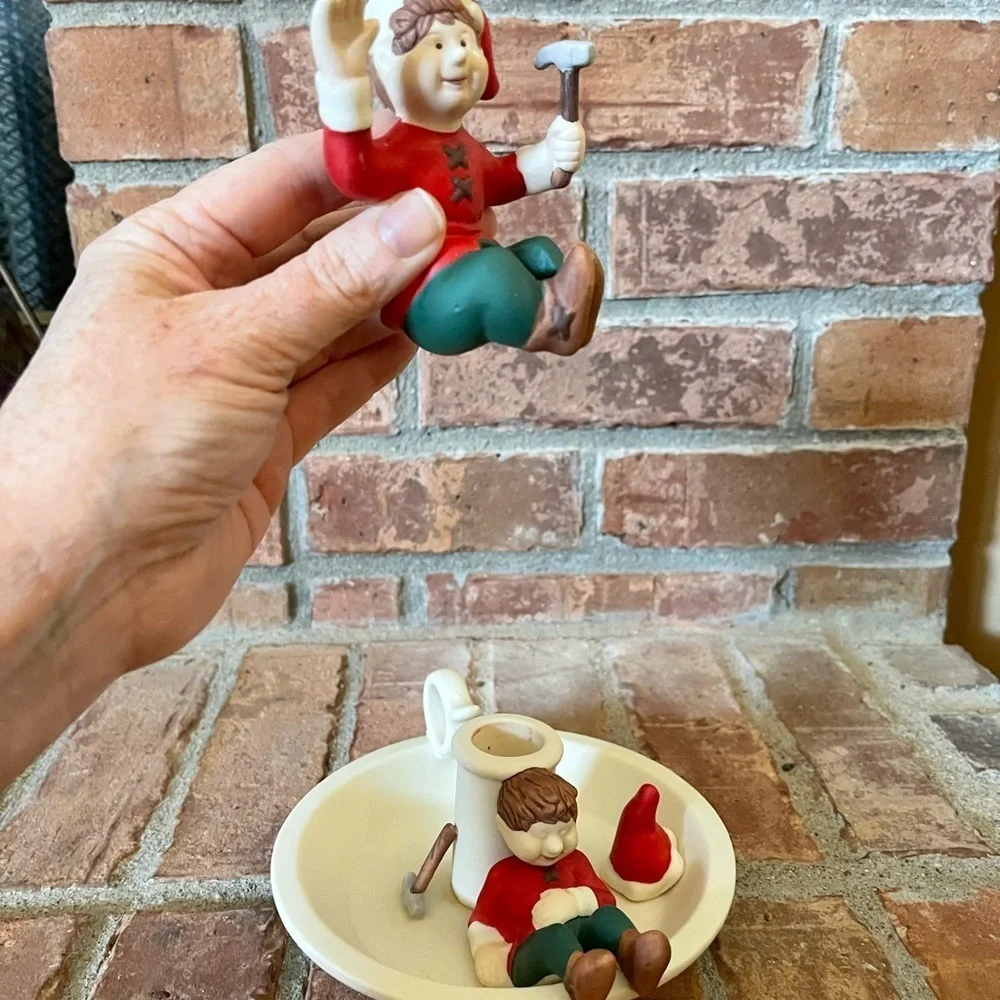 PartyLite Santa's Elves Saucerlite with Box